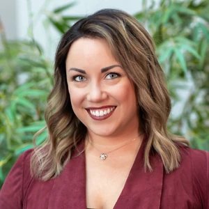 image of agent Kate Baumer