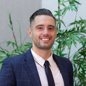 image of agent Ed Iacoban