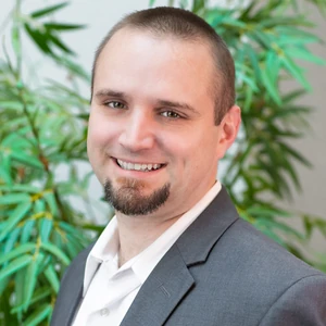 image of agent Galen Masdon