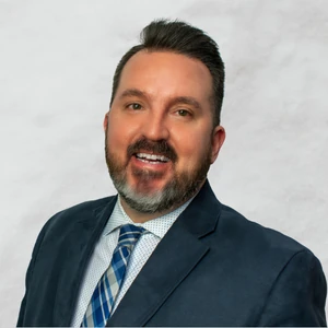 image of agent Joshua Lynch