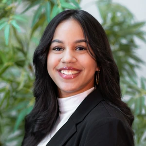 image of agent Kelisha Marquez