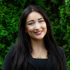 image of agent Sophia Licata